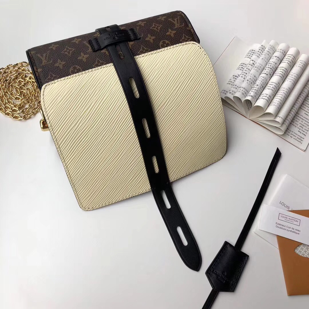 L0vis Vvtt0n fashion Chain bag M44158 White