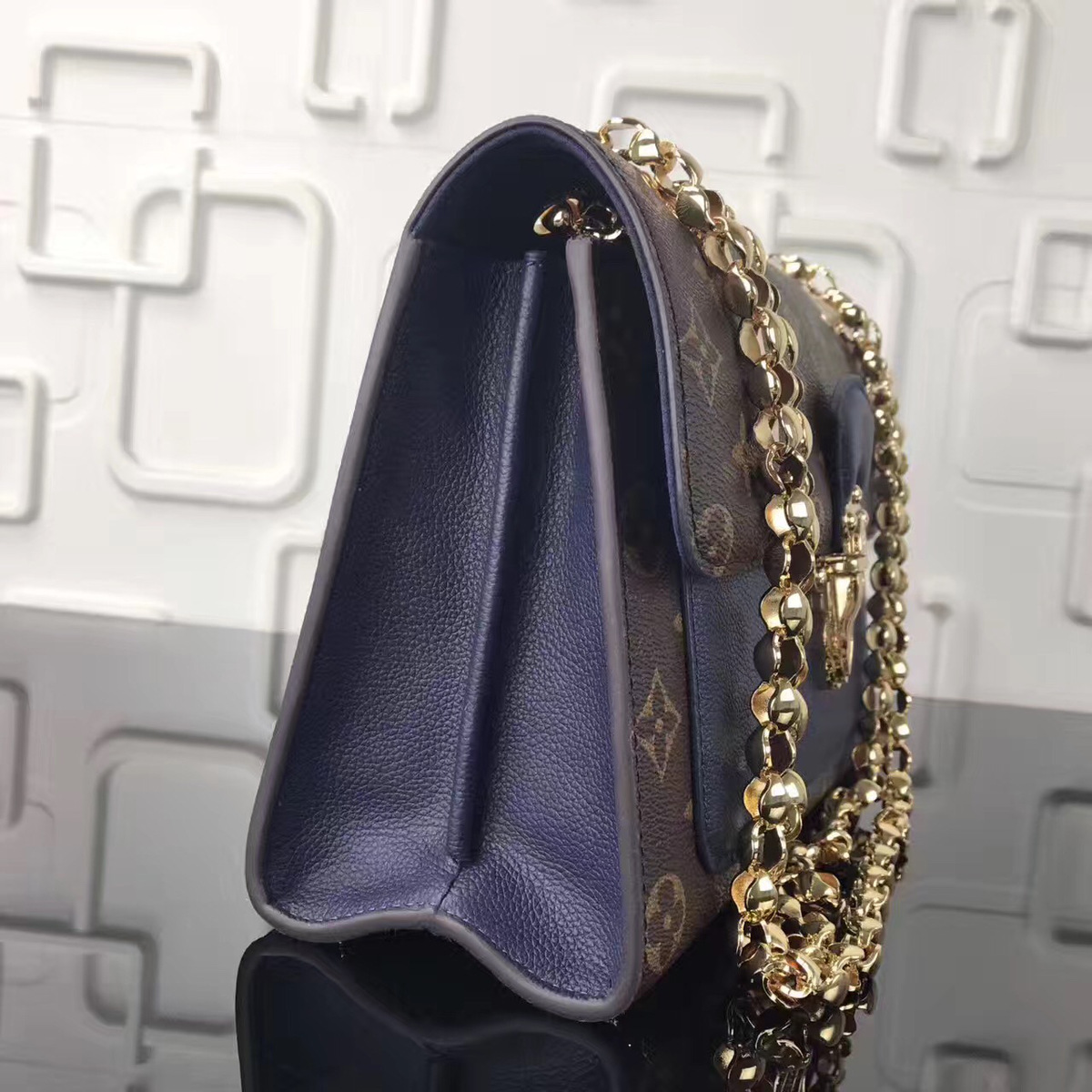 L0vis Vvtt0n Monogram canvas chain blue bag VICTOIRE handbag M41731