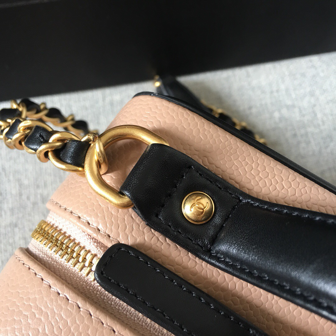 Ch**el medium Caviar Vanity bag pink and black