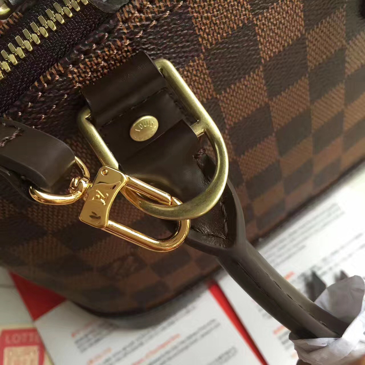 L0vis Vvtt0n Small Shell Bag Monogram M59152 