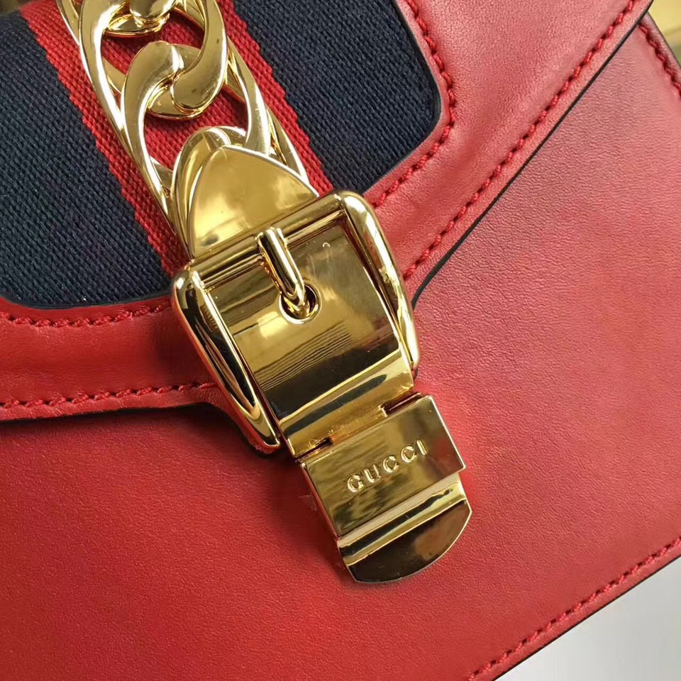 Gvc*1 Sylvie leather mini bag in Red 470270	
