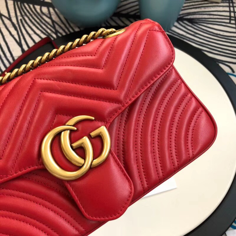 Gvc*1 Marmont matelassé shoulder bag in Red 443497