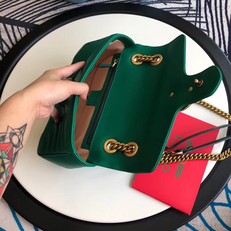 Gvc*1 Marmont matelassé shoulder bag in Green 443497