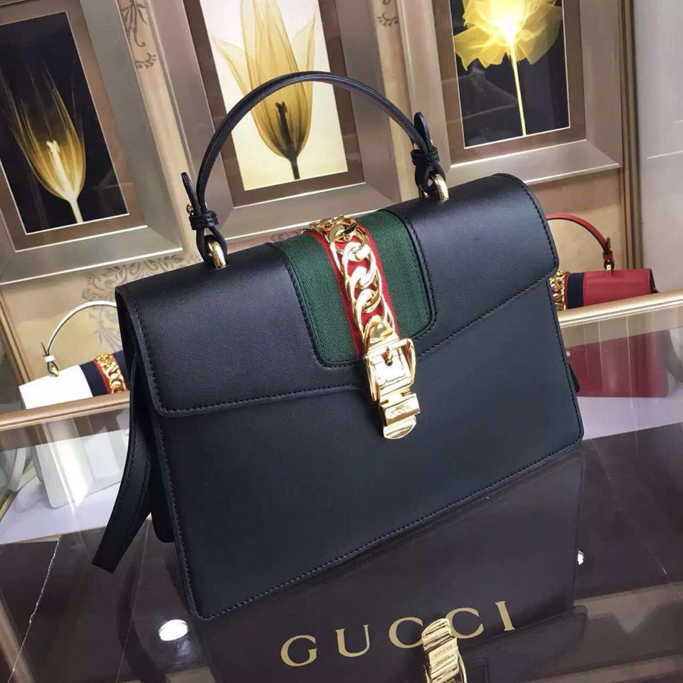 Gvc*1 Sylvie medium top handle bag in Black leather 431665