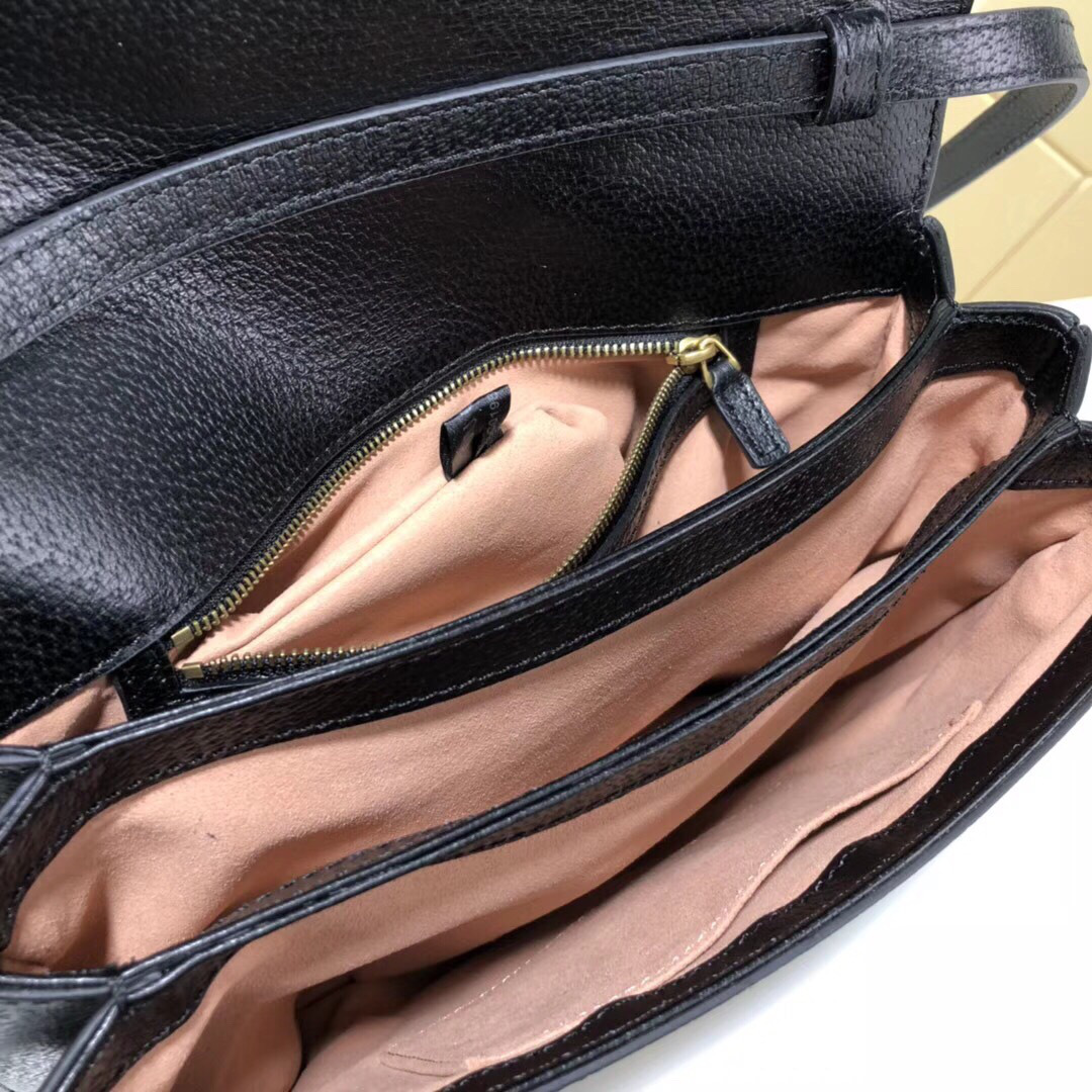 Gvc*1 Queen Margaret Svp*me medium shoulder bag in Black 524356