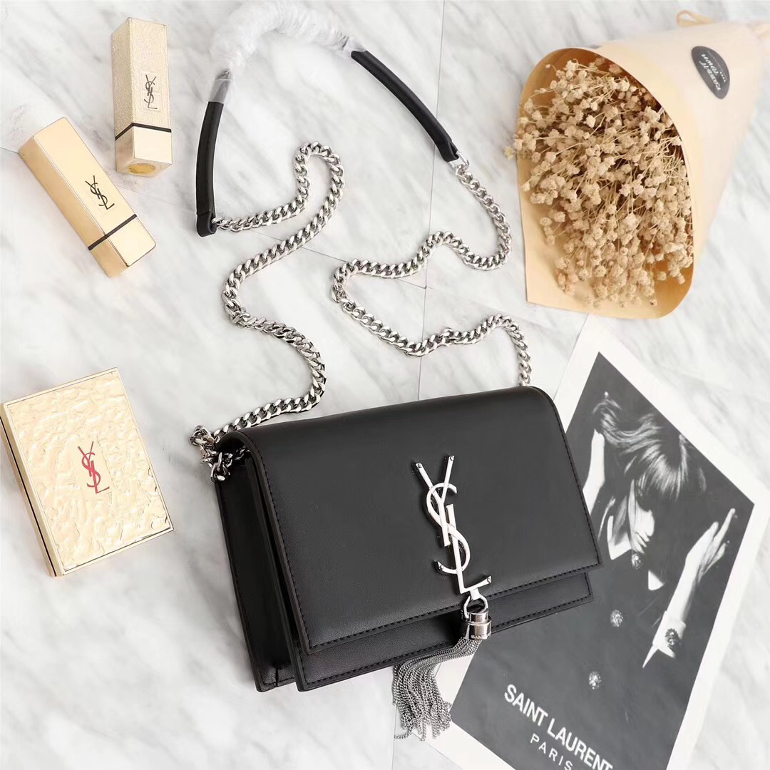 Y51 Classic Calfskin Chain Bag in Black 26817