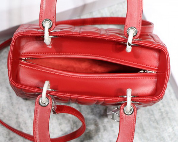 D10r Lady Red Handbag With Silver Hardware 24CM