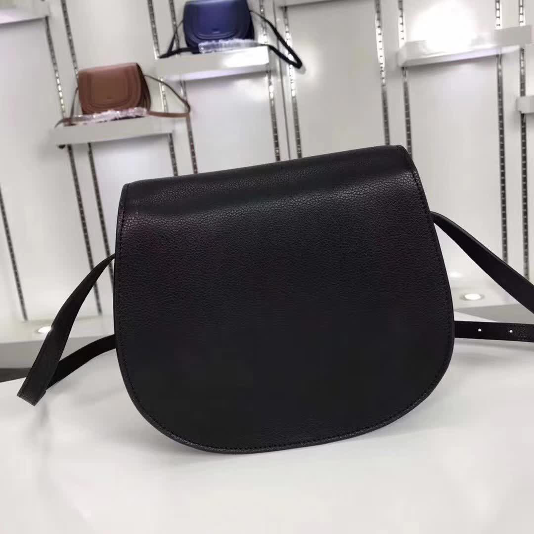 Chloe original calfskin crossbody saddle bag in Black
