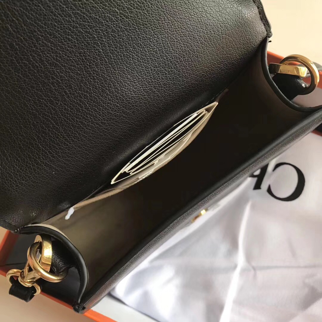Chloe Medium Nile Bracelet Leather Crossbody Bag in Black