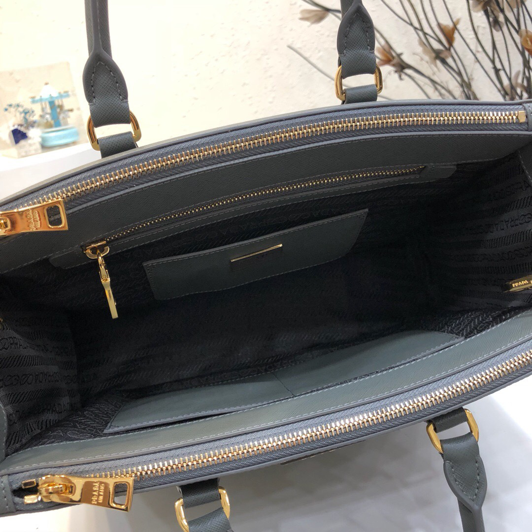 Pra*a Galleria Saffiano Leather Bag in Gray