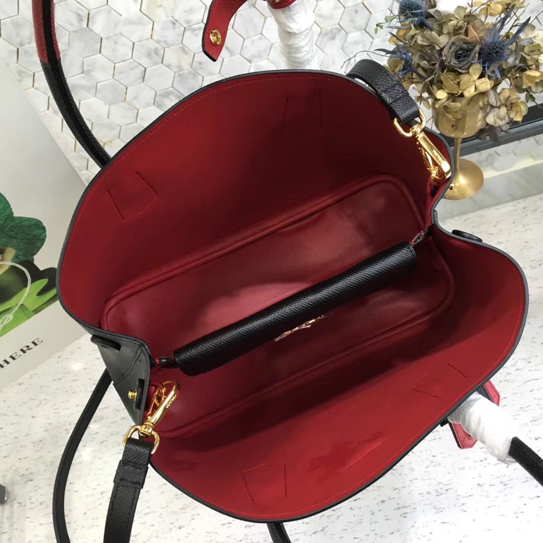 Pra*a Saffiano Cuir Small Double Leather Bag in Black