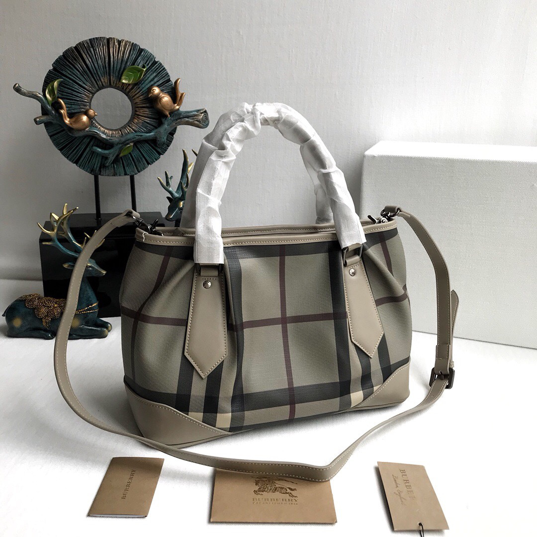 Bv*b*rry Original Check Tote Handbag in Gray