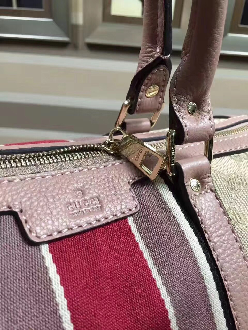 Gvc*1 Webby Speedy Canvas Cross Body Bag in Pink