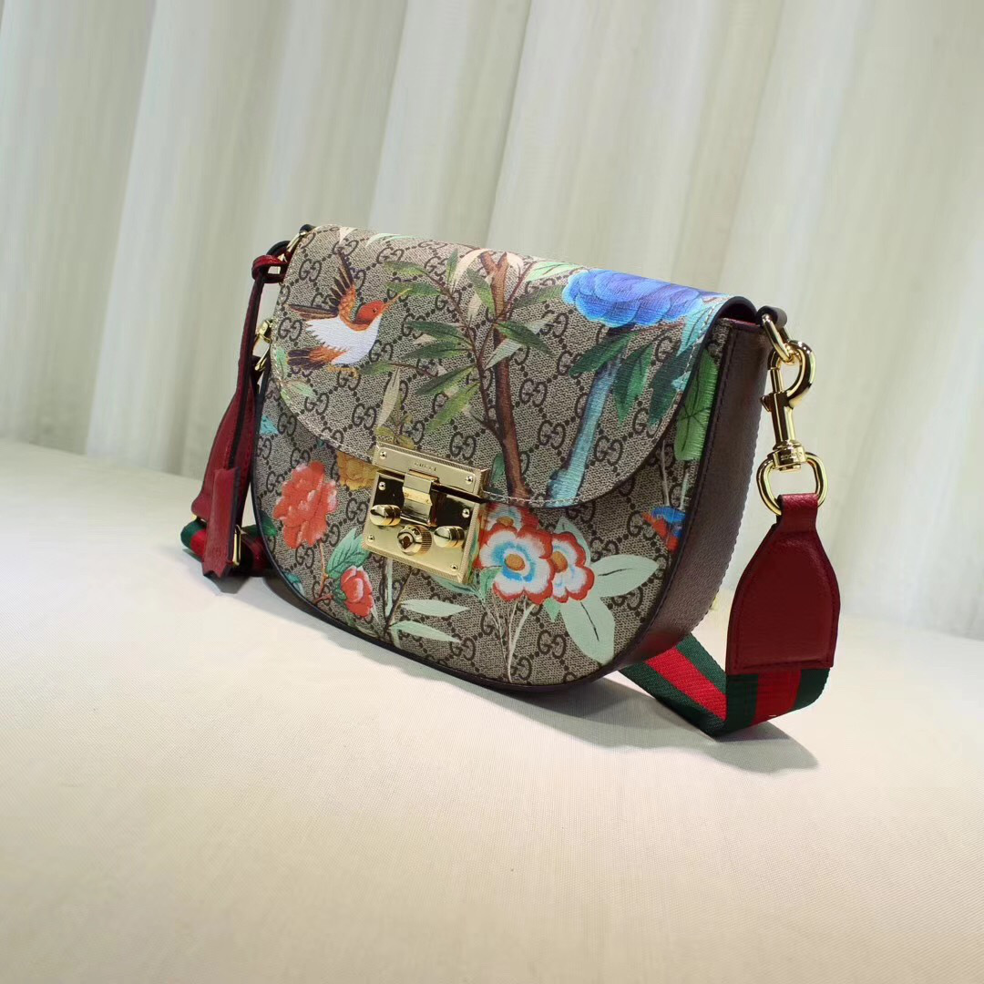 Gvc*1 Padlock Leather shoulder bag for Women