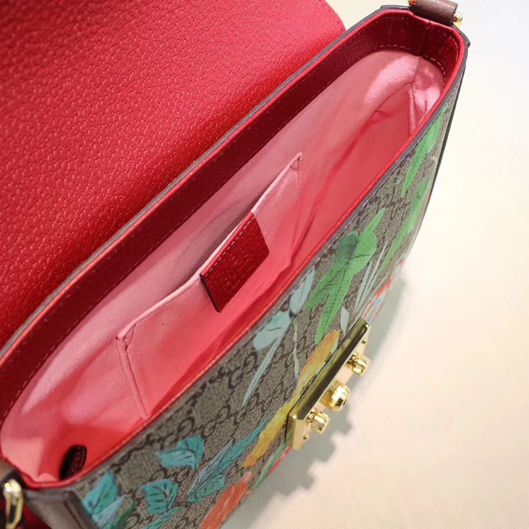 Gvc*1 Padlock Leather shoulder bag for Women