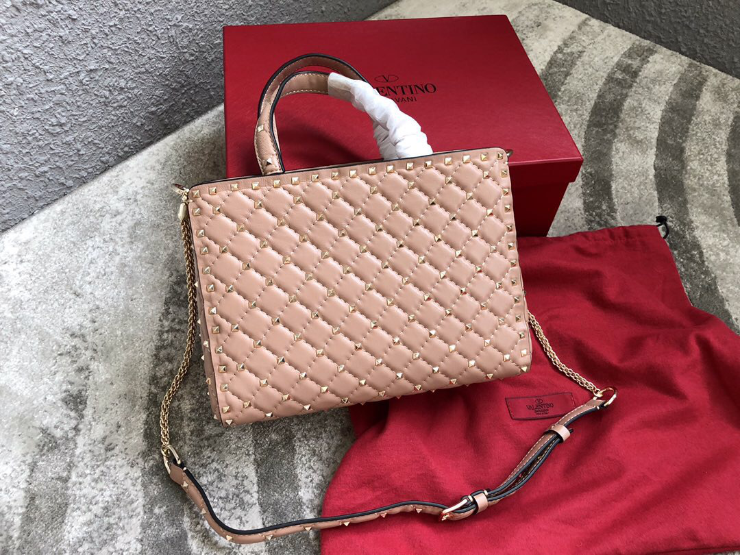 Va1e*ntin0 Garavani Rockstud Spike Lambskin Handbag in Pink