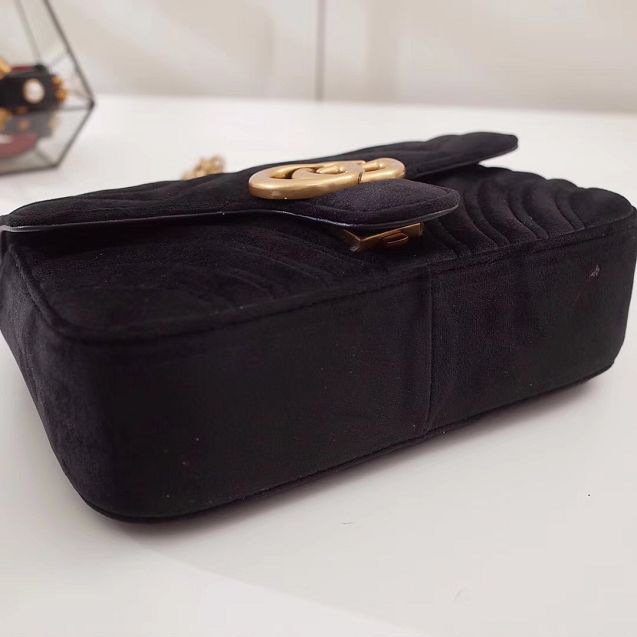 Gvc*1 Marmont velvet small shoulder bag in Black