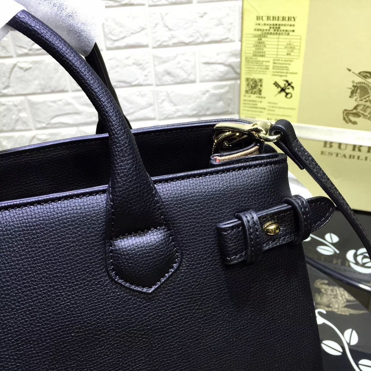 Bv*b*rry Classic Leather Tote Bag with Black