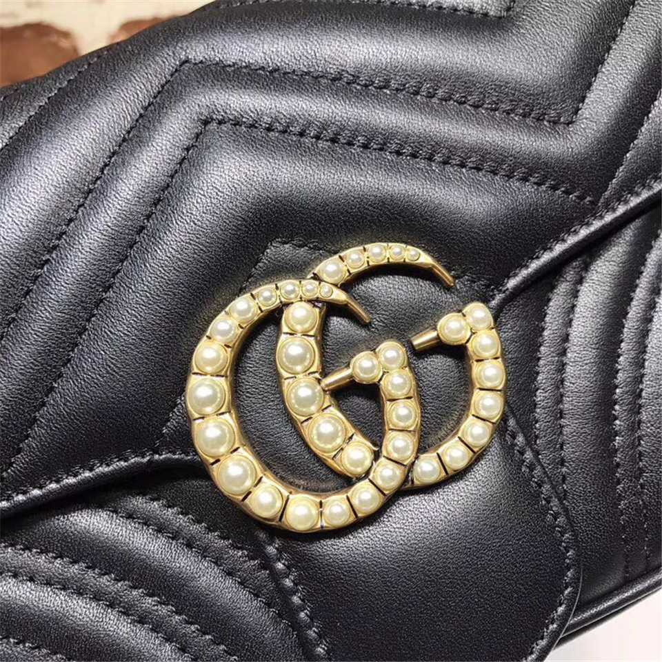 Gvc*1 Pearly Marmont Flap Belt Bag Leather black 476809