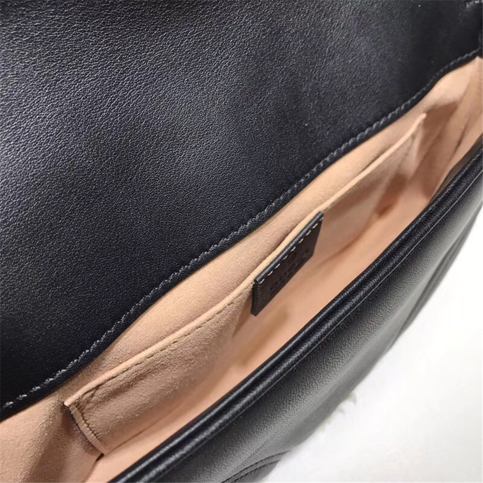 Gvc*1 Pearly Marmont Flap Belt Bag Leather black 476809