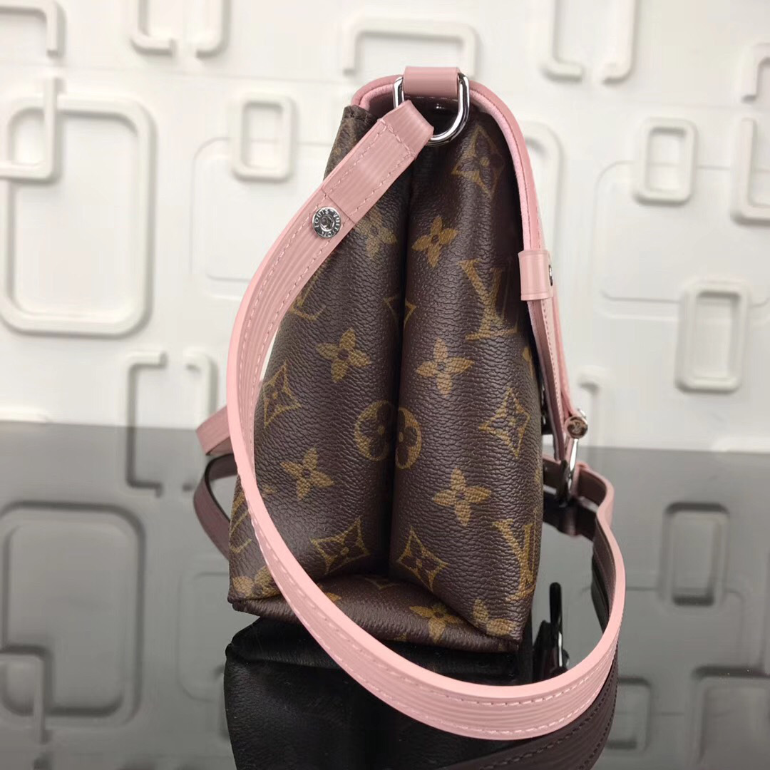 L0vis Vvtt0n Saint Michel Monogram Epi Leather Bag With Pink M44033