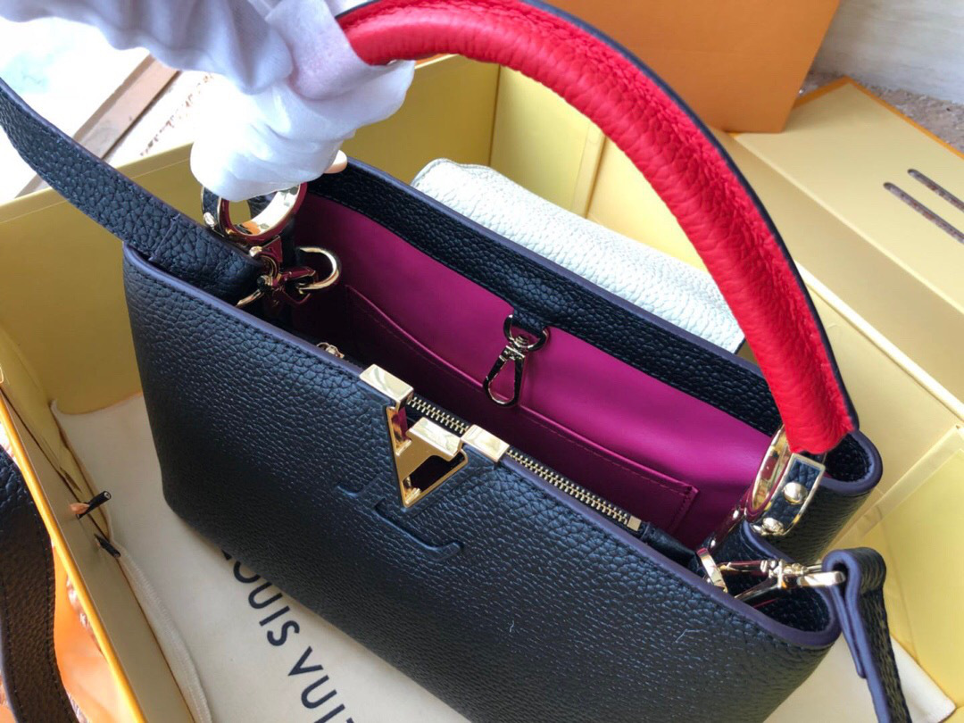 L0vis Vvtt0n Leather Capucines Bag N94519 Black