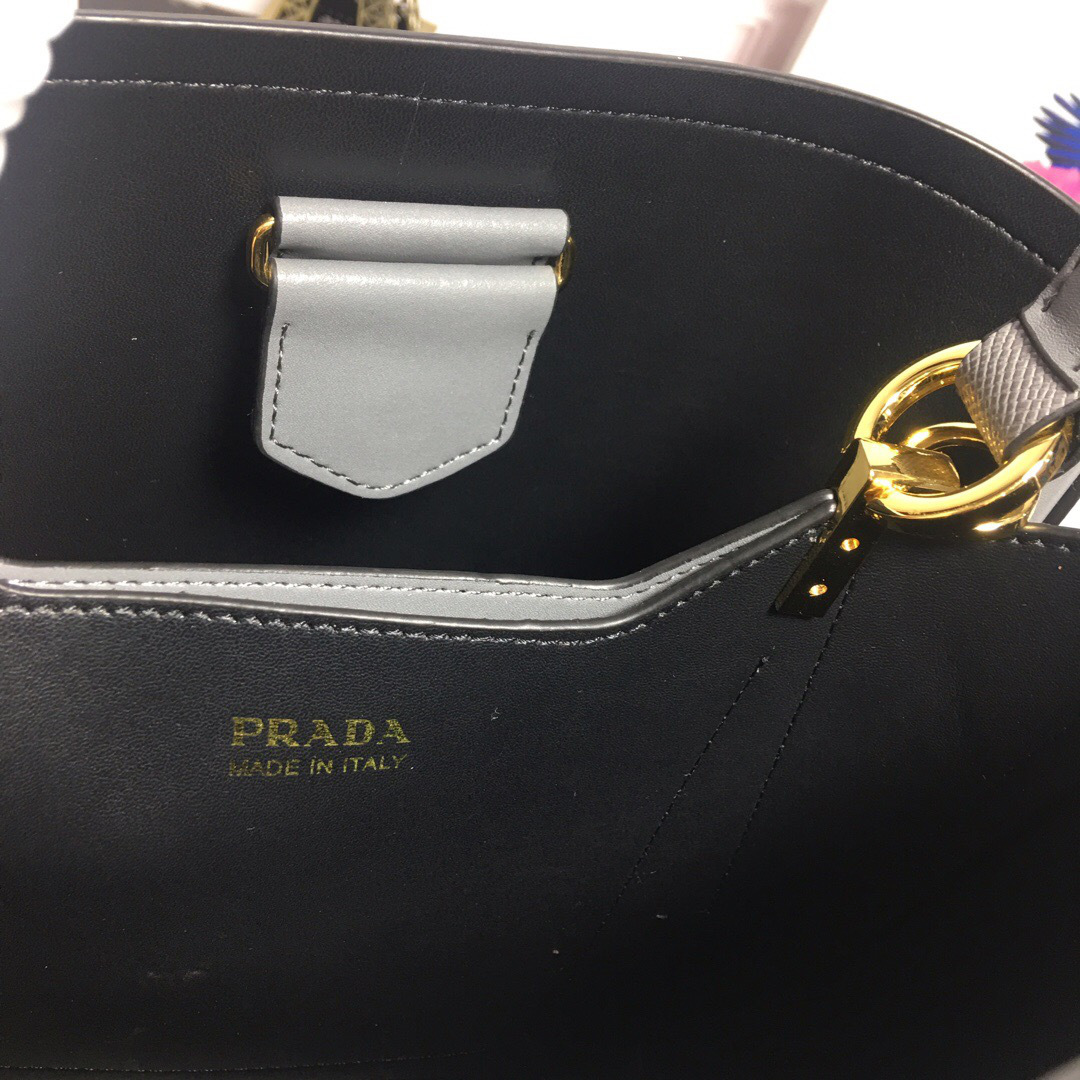 Pra*a Double Saffiano Bucket Bag 1BA212 Gray