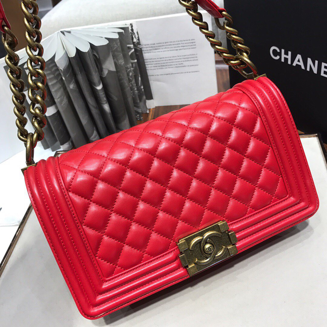 Ch**el Leboy lambskin Bag in Red 67086