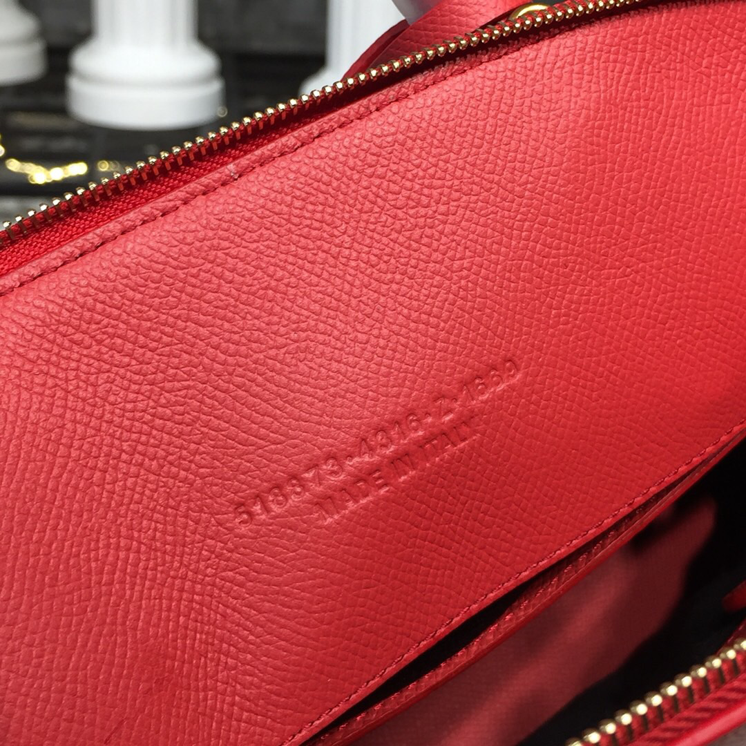 Ba1en*iaga Ville Medium graffiti logo calfskin bag Red 18SS