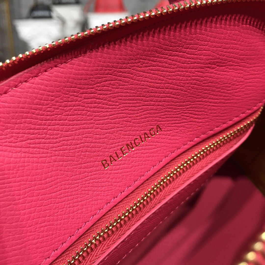 Ba1en*iaga Ville small graffiti logo calfskin bag Rose Red 18SS