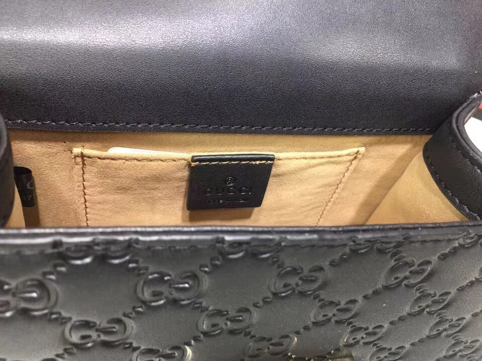 Gvc*1 Padlock small Signature shoulder Leather bag black 409487