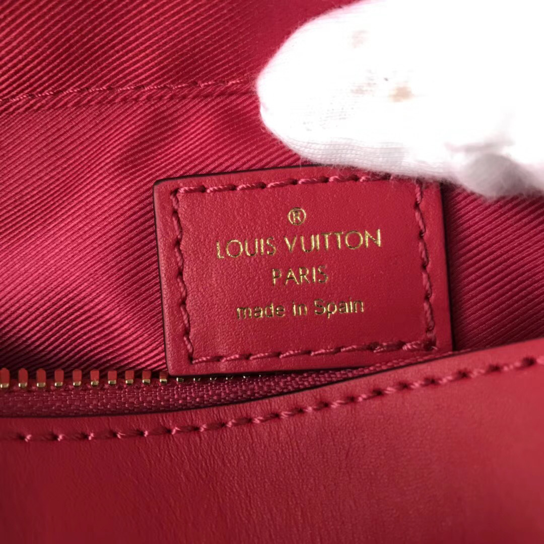 L0vis Vvtt0n Monogram Saintonge Rose Red Handbag M43559 Bagsaa