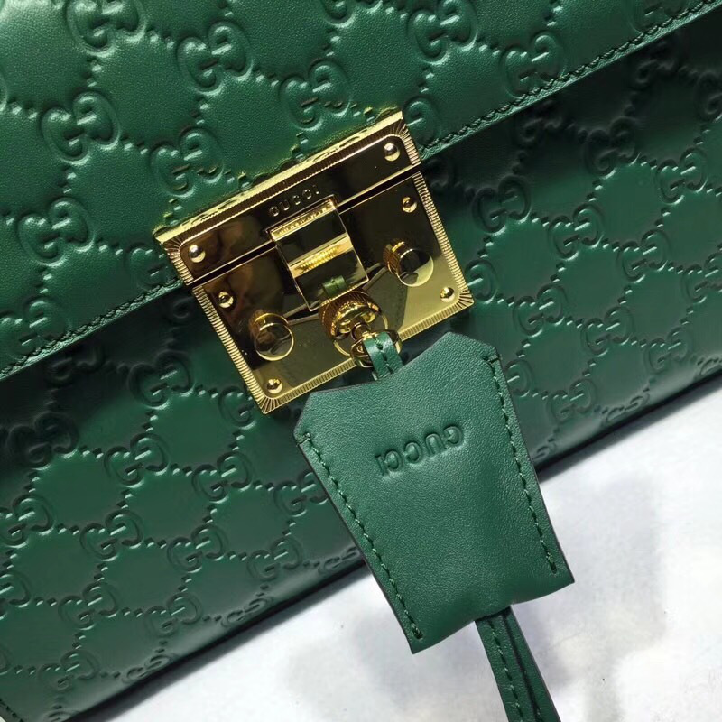 Gvc*1 Padlock Signature top handle bag green 453188