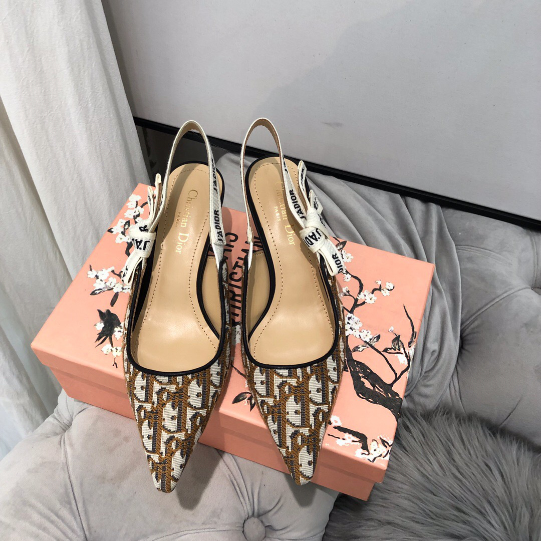 D10r Yellow Mid Heel shoes 6.5cm