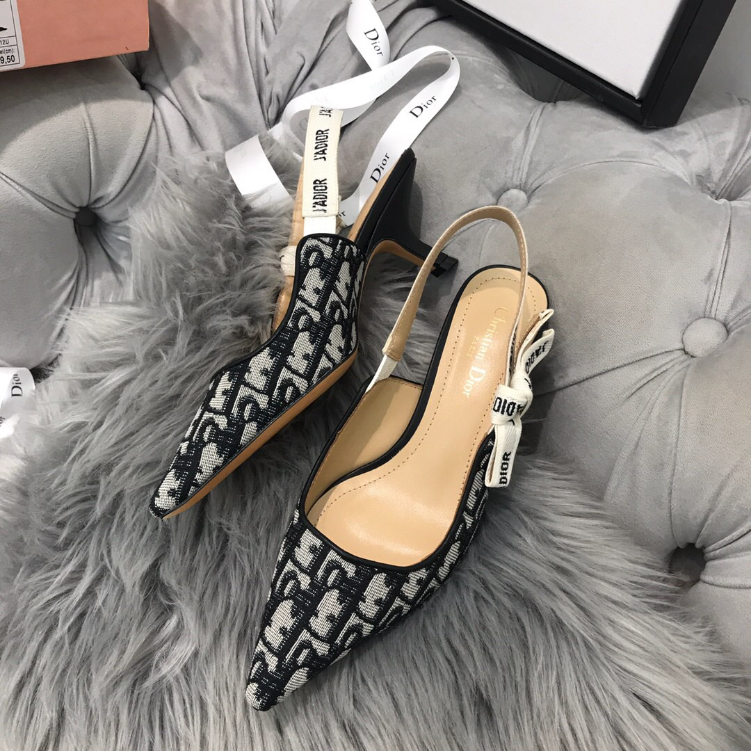 D10r Black Mid Heel shoes 6.5cm