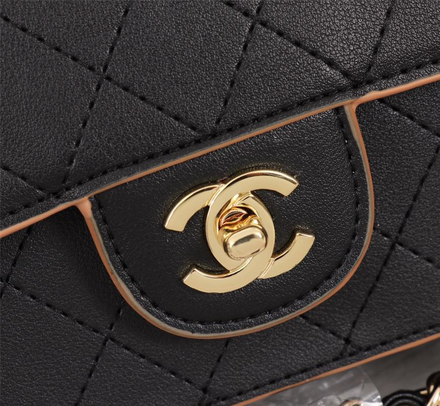 Ch**el Flap Shoulder Bag Calfskin Leather 8925