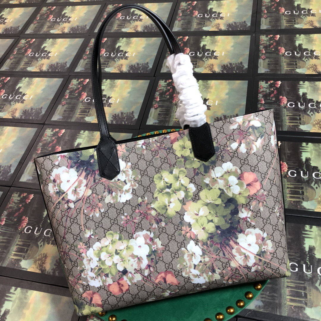 Gvc*1 Tote Calfskin Bag Printing Black 368568 