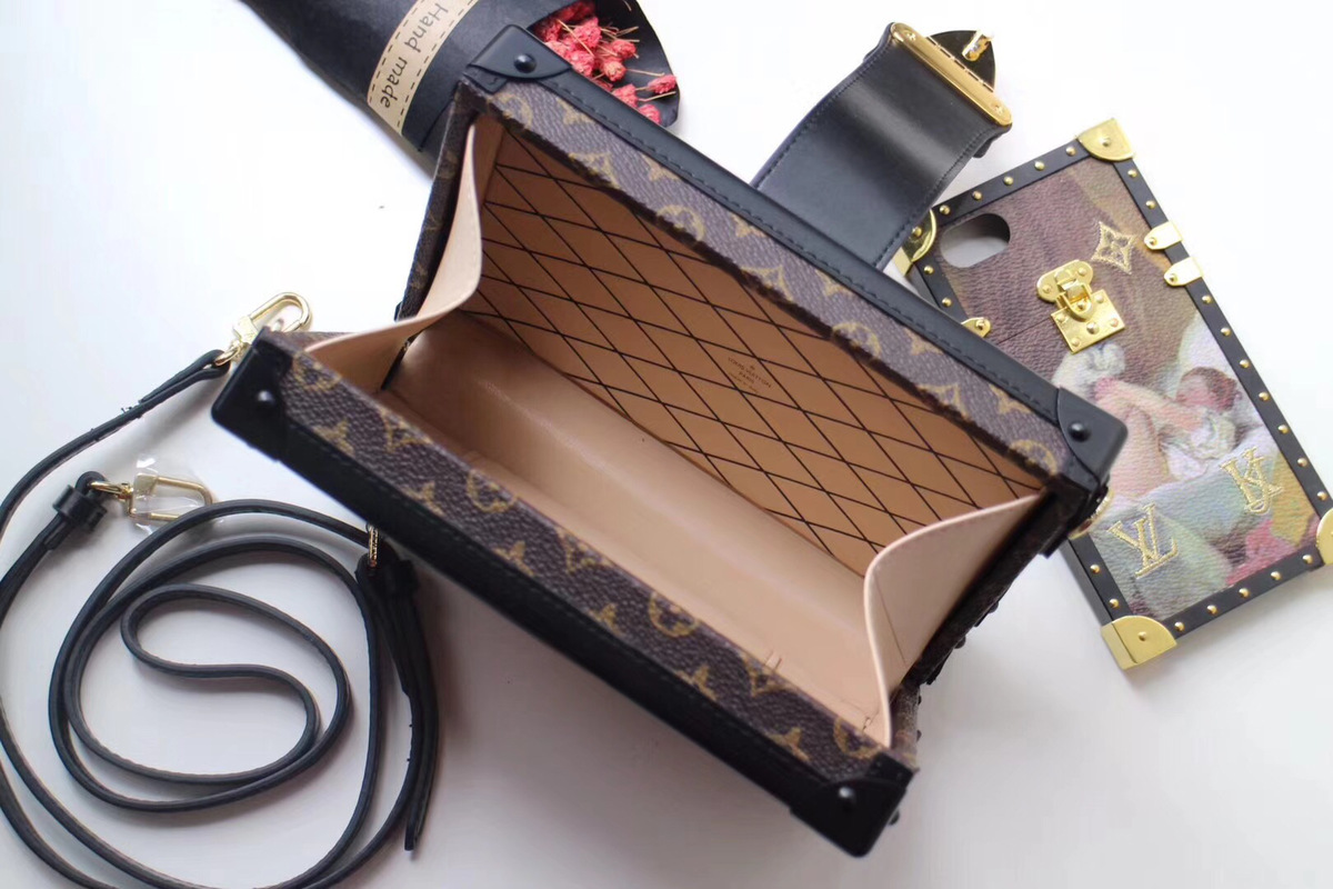L0vis Vvtt0n Box Bag M44199