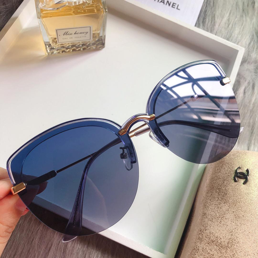 Ch**el Polarized and anti-ultraviolet radiation sunglasses