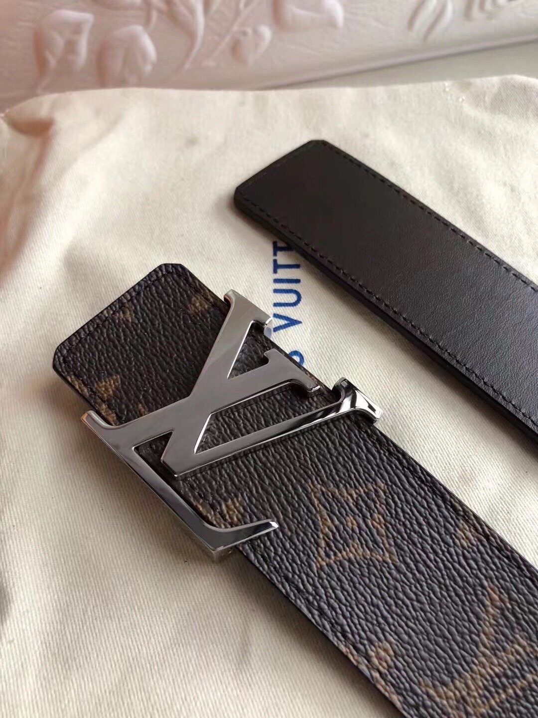 L0vis Vvtt0n Monogram Belt Silver Hardware Bagsaa