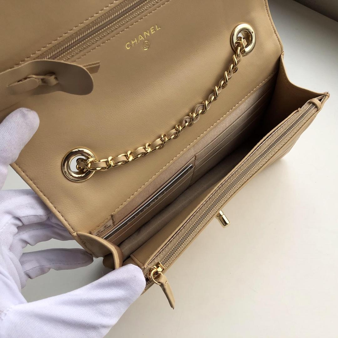 Ch**el Lamb skin V-type chain Bag bagsaa