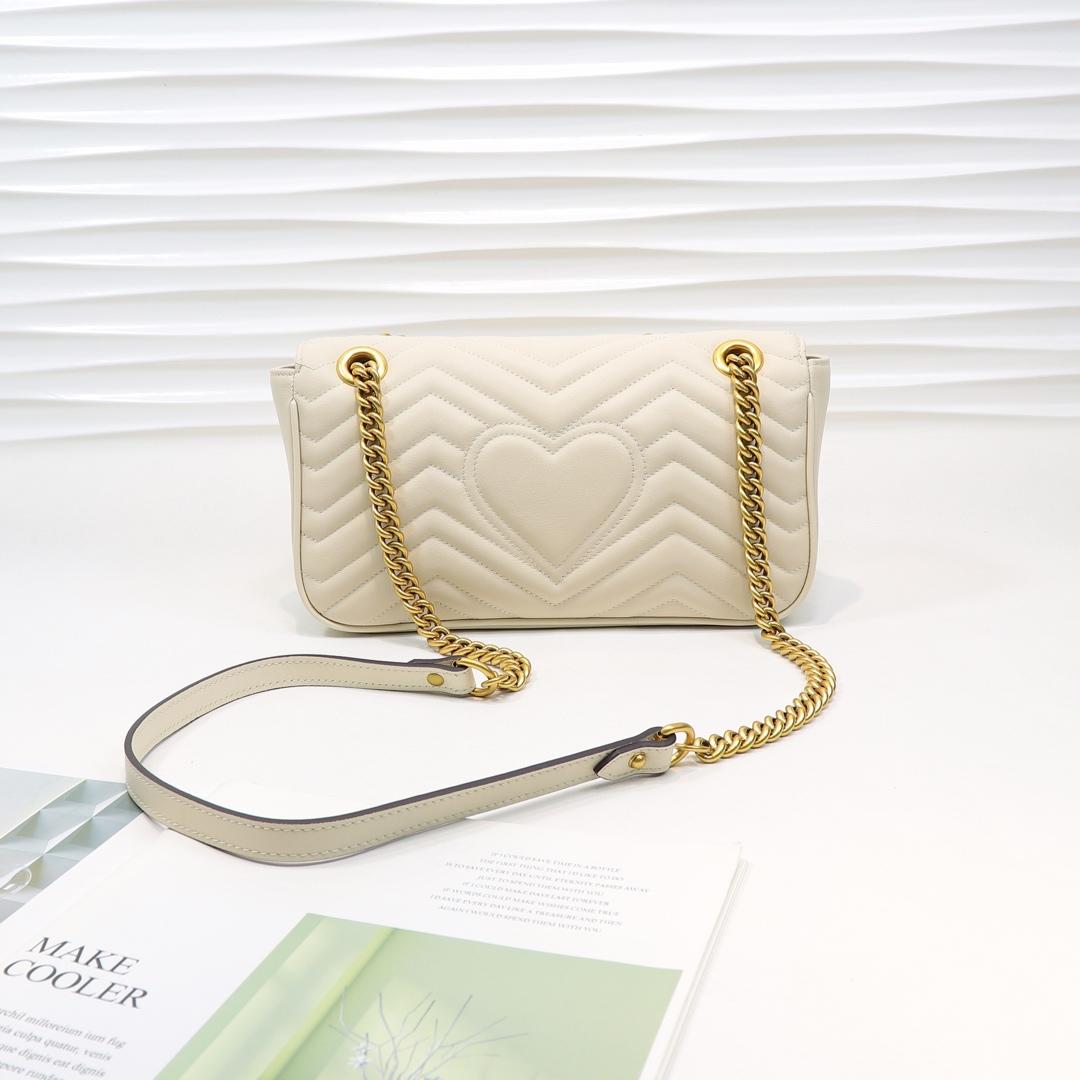 Gvc*1 Marmont small matelassé shoulder bag 26cm White 443497 