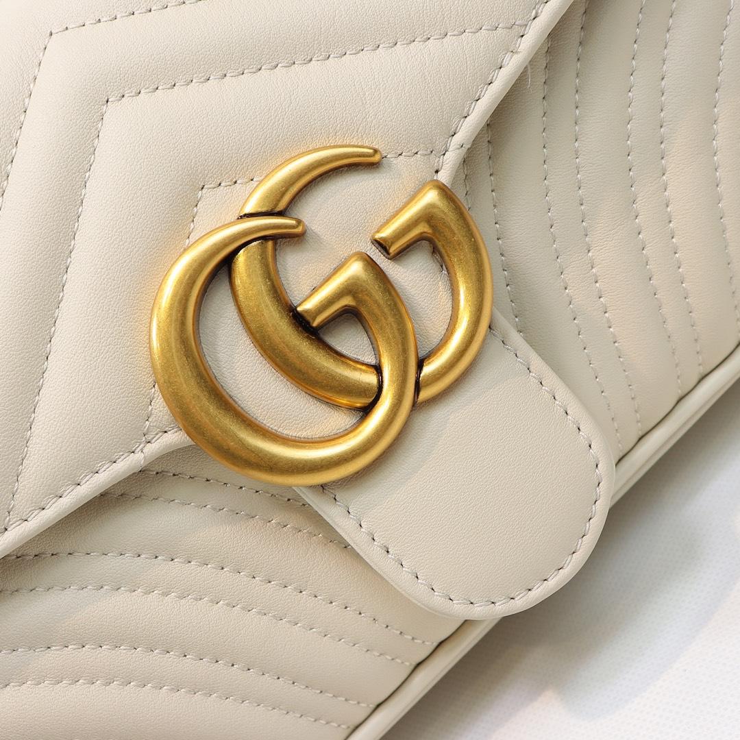 Gvc*1 Marmont small matelassé shoulder bag 26cm White 443497 