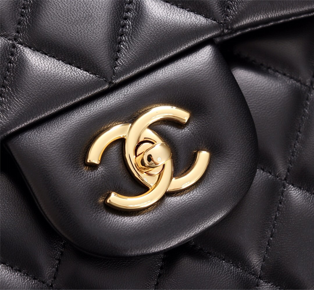 Ch**el Flap Bag 1113 30cm Lambskin Black Gold Hardware