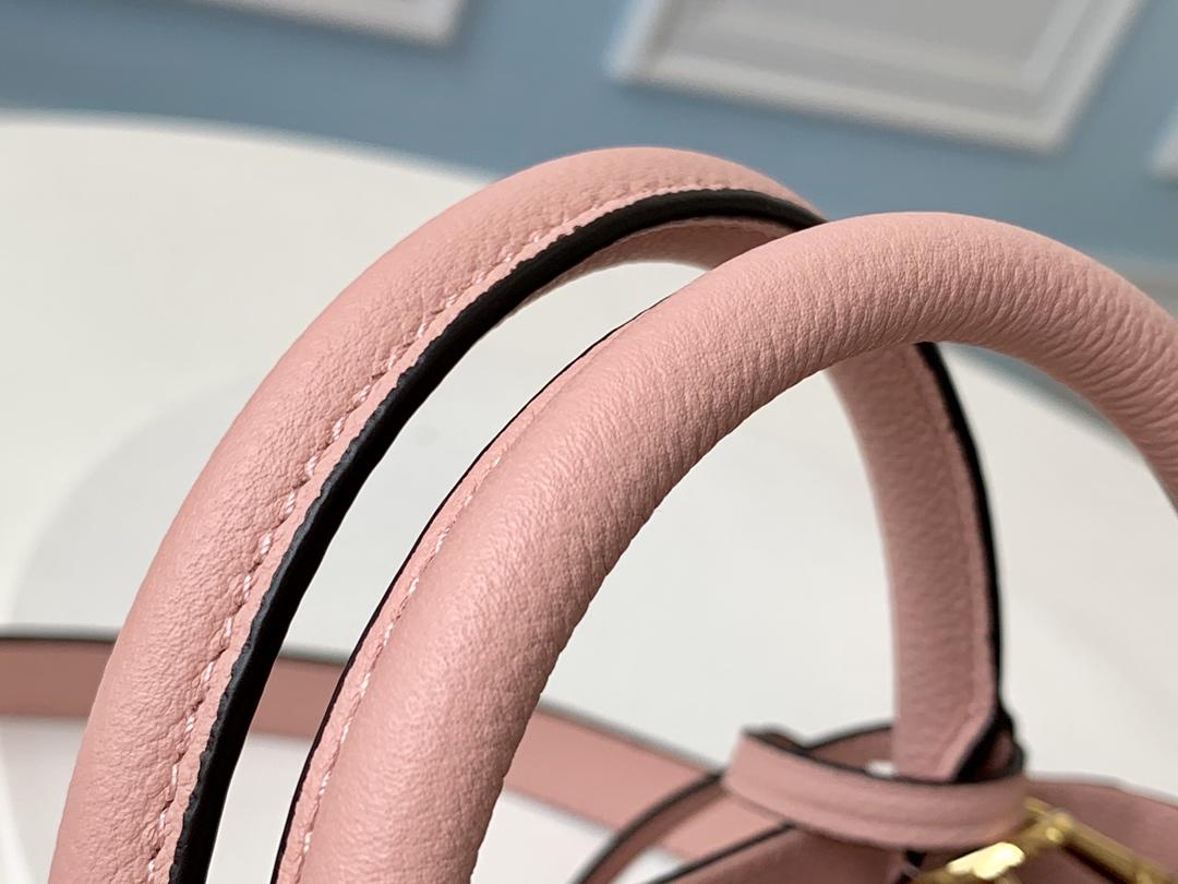 L0vis Vvtt0n Montaigne BB M4431 Pink
