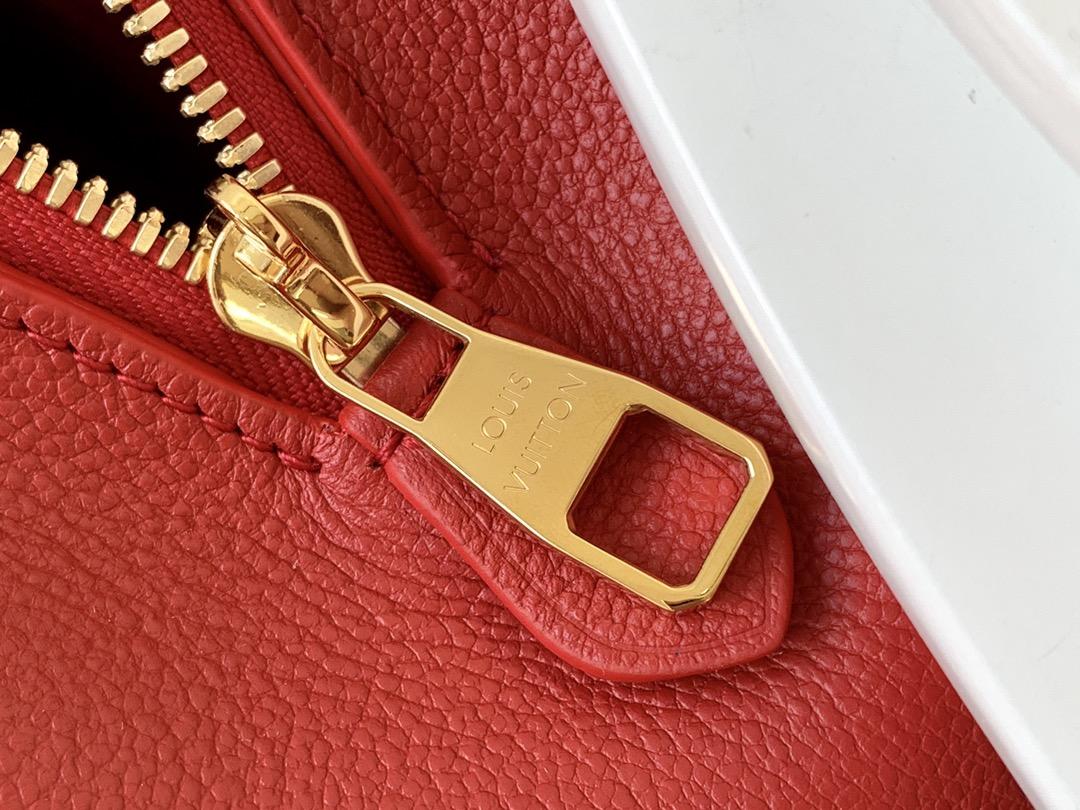 L0vis Vvtt0n Montaigne BB M4431 Red