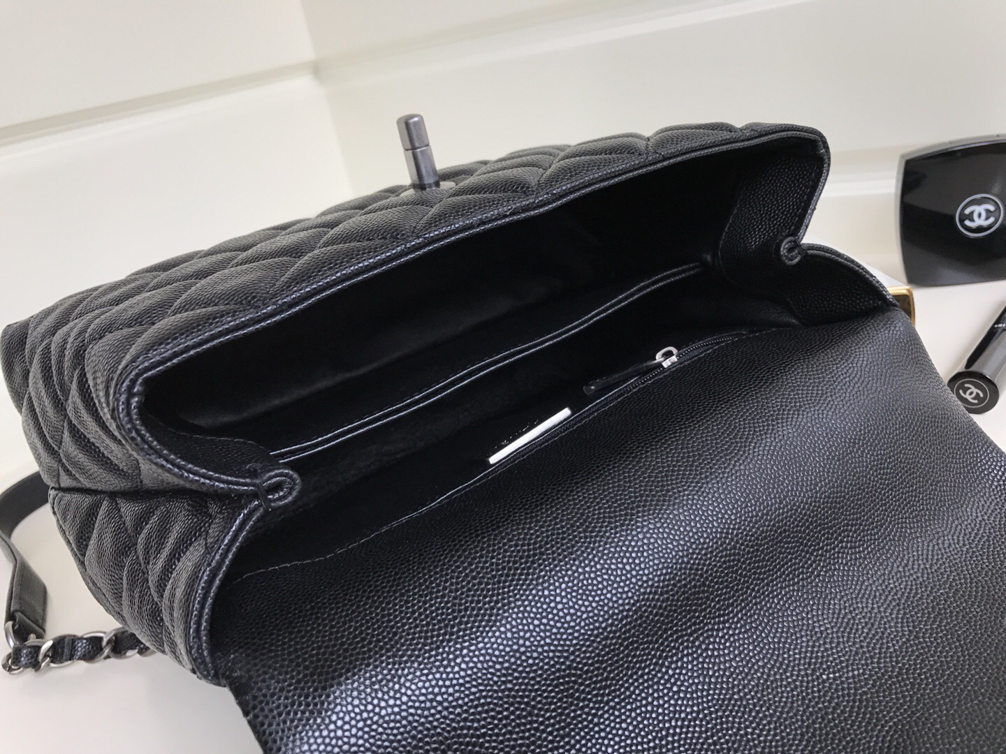 Ch**el Coco Handle Silver Caviar Black 24cm