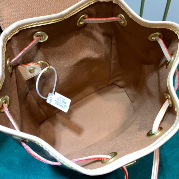 L0vis Vvtt0n Backpack