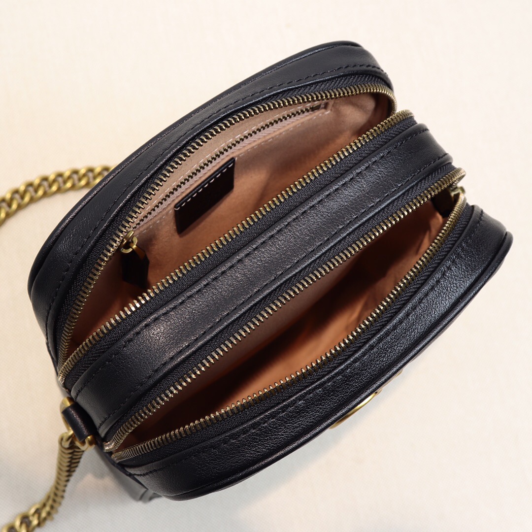 Gvc*1 GG Marmont mini shoulder bag Black 550155
