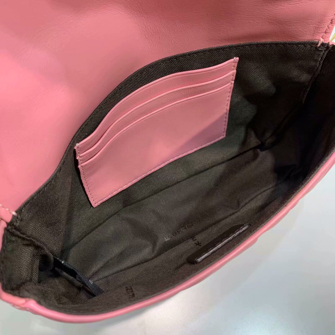 F**di Mini Baguette Pink 18cm